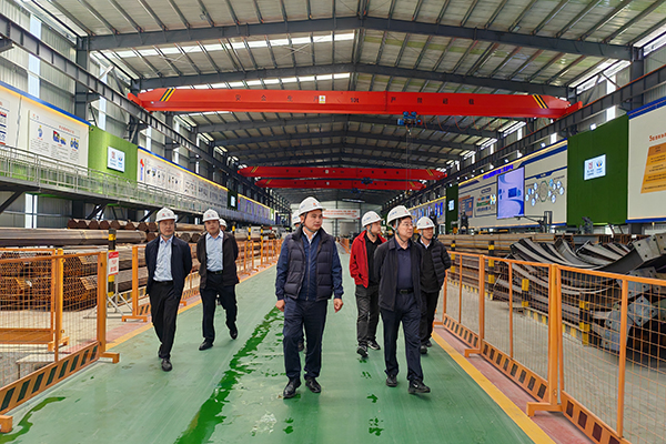 四川路橋黨委副書記、董事趙志鵬赴康新高速項目開展安全檢查、“夏送清涼”慰問暨汛期安全專題培訓