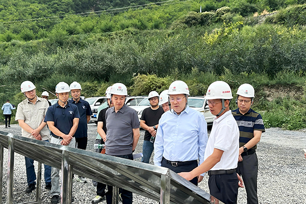 蜀道集團黨委副書記、董事、副總經理丁應虎赴川汶高速TJ7項目檢查指導工作